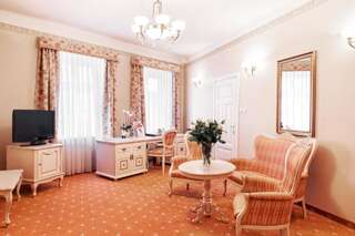 Отель Hotel Amadeus Краков Апартаменты-2